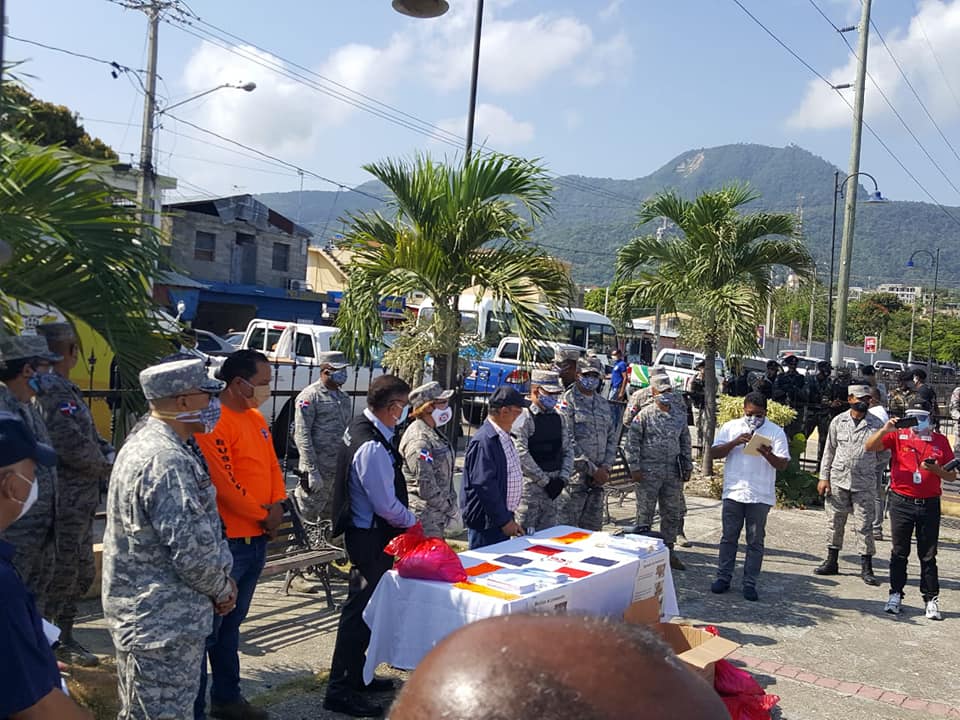 Realizan jornada de identificación de casos y aplicación pruebas rápidas del COVID-19 en Puerto Plata