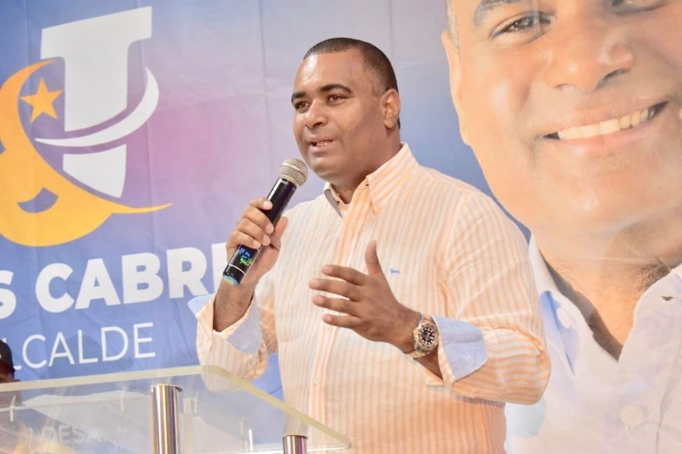 Connotado dirigente peledeísta Jesús Cabrera anuncia sus aspiraciones a dirigir cabildo de Puerto Plata