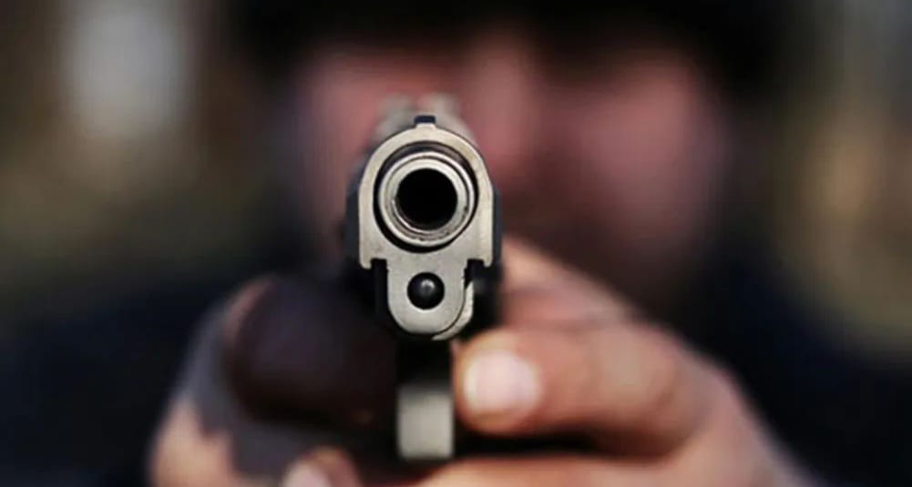 Delincuentes hieren de bala comerciante en Los Hidalgos tras intentar asaltarlo