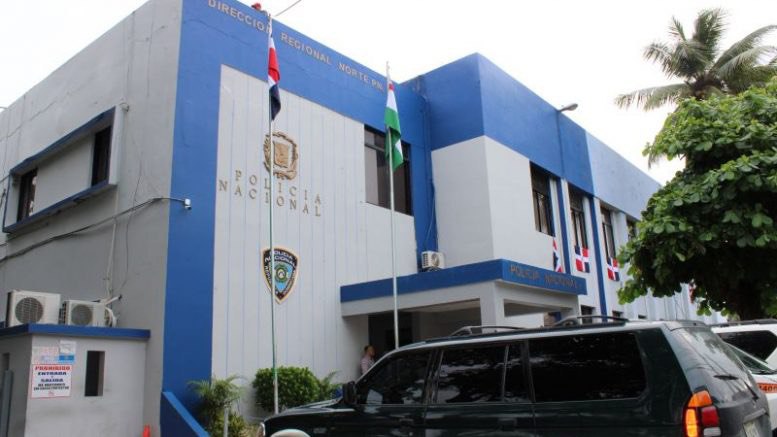 Policía recupera en Villa Isabela automóvil robado en San Cristóbal y apresó sujeto que lo poseía