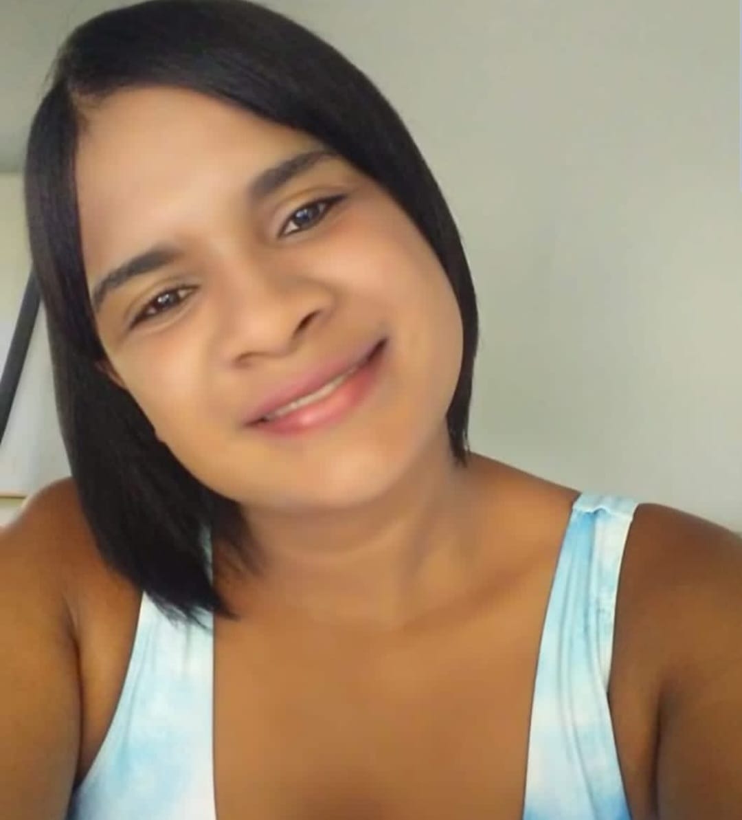 ¡Trágica! Muere joven electrocutada cuando tendía ropa en paraje de Altamira