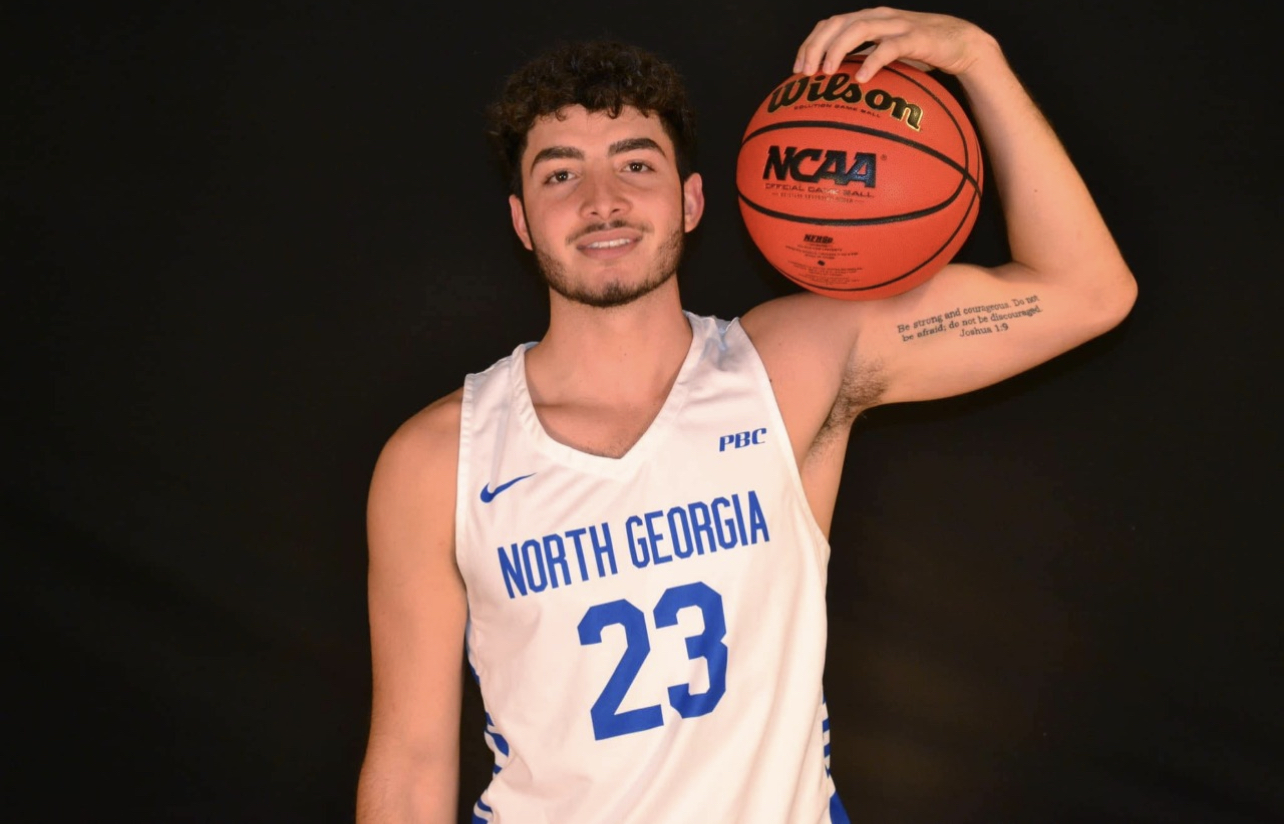 Jugador puertoplateño es firmado por Universidad de North Georgia para accionar en la NCAA 