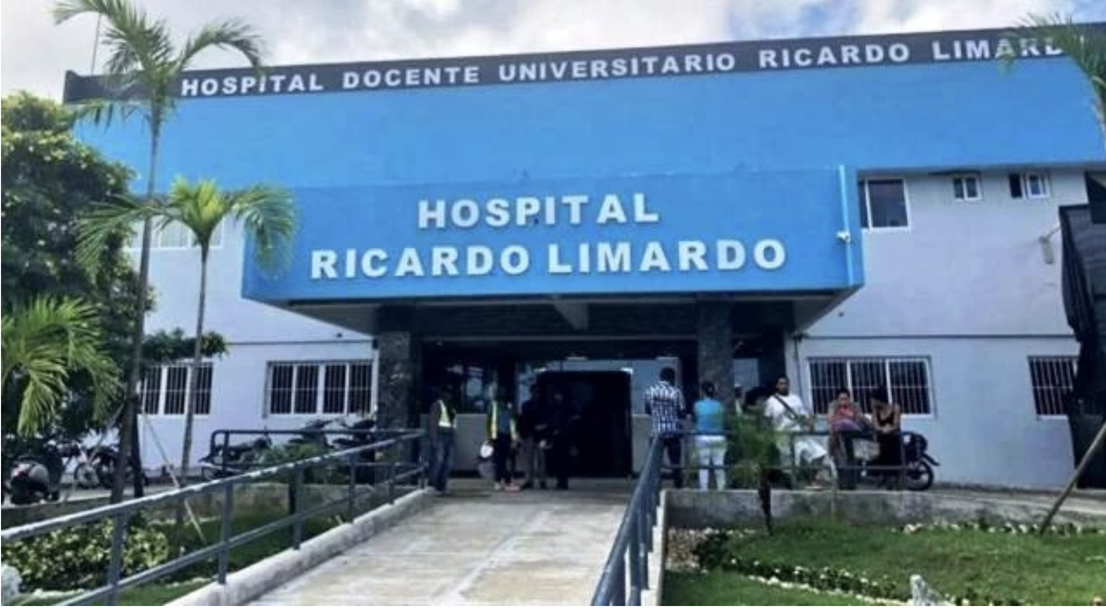 Crece el desorden en el hospital Ricardo Limardo de Puerto Plata