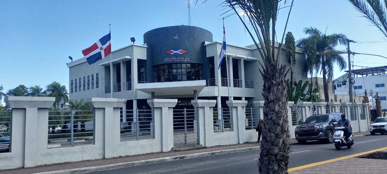 Califican de “catastrófico” accionar de procesos en Tribunal de Tierras Puerto Plata