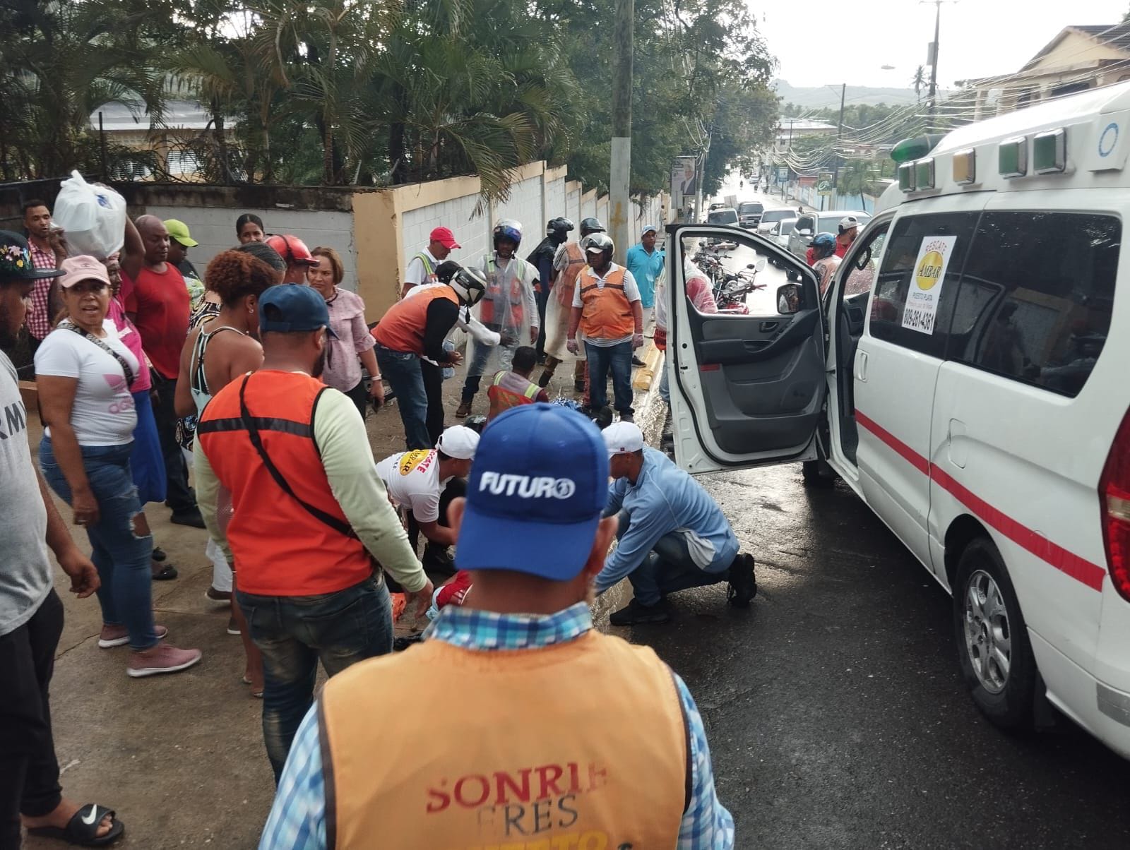 Siguen registrándose accidentes viales en Puerto Plata; yipeta embiste motocicleta y deja 2 heridos