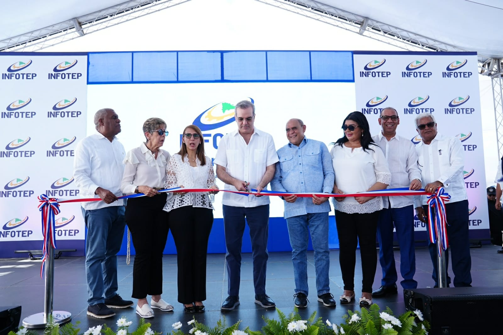 Presidente Abinader inaugura moderno centro de capacitación del INFOTEP para toda la zona oeste de Puerto Plata