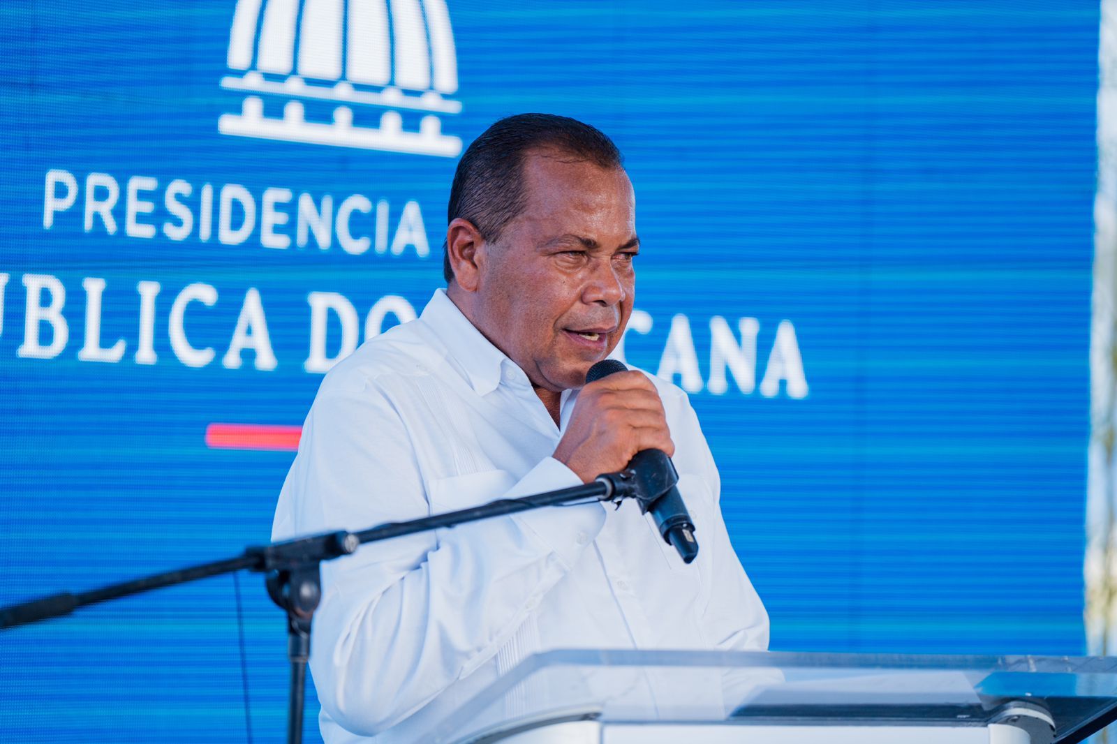 Alcalde Roquelito García pide al presidente Abinader un matadero municipal para Puerto Plata