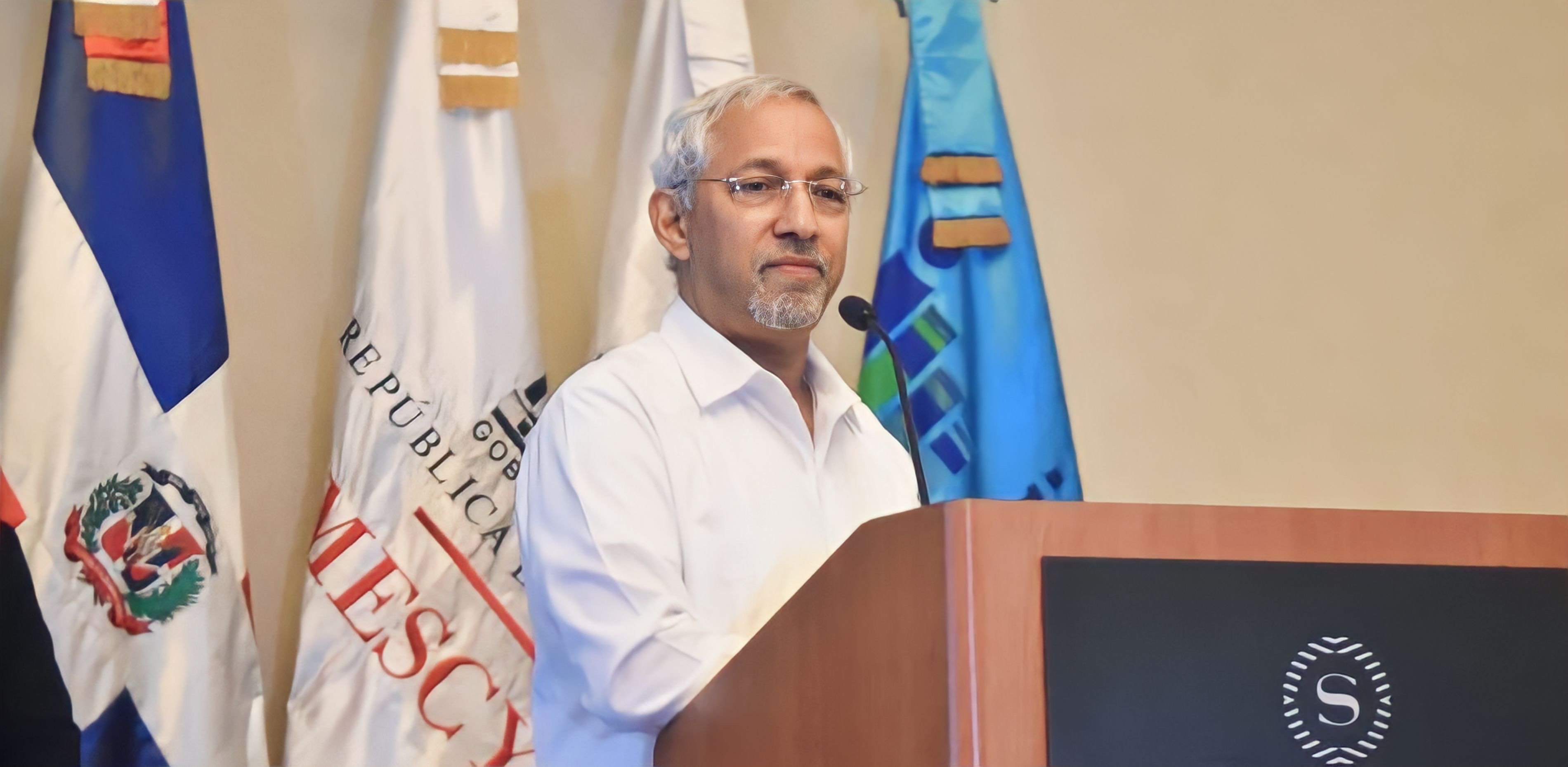 Ministro de Educación anuncia padres recibirán bono de RD$ 1,000 por hijo al inicio de año escolar