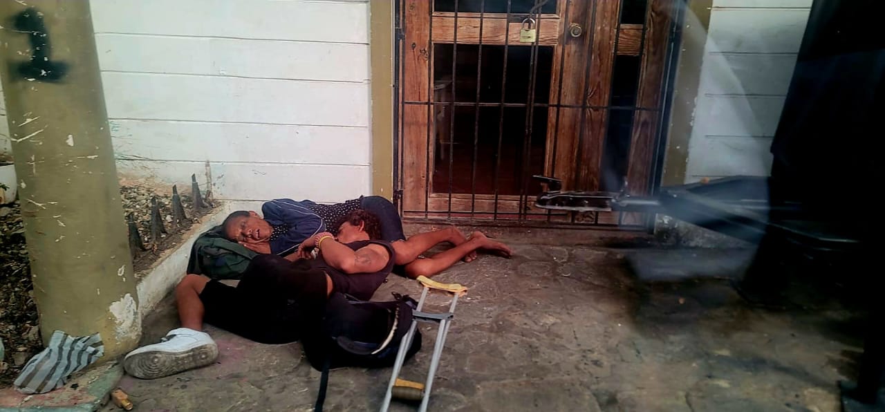 Denuncian indigentes y pedigüeños en calles céntricas de Puerto Plata hostigan a turistas y ciudadanos