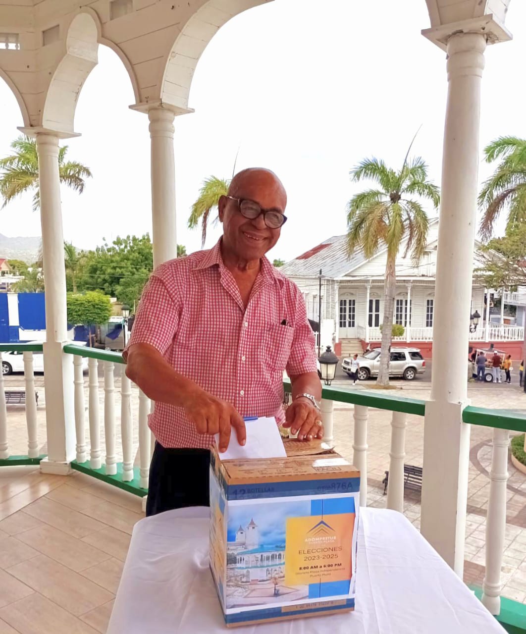 Periodista Augusto Vásquez es electo presidente de ADOMPRETUR filial Puerto Plata