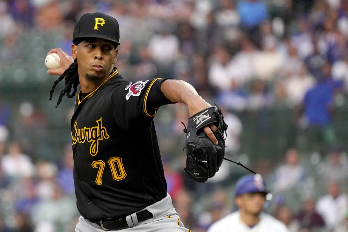 Joven lanzador puertoplateño Osvaldo Bidó se convirtió en el pelotero dominicano 898 en MLB