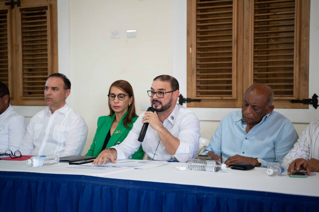 Resaltan obras realizadas por CORAAPPLATA en presente gestión de Oliver Nazario Brugal