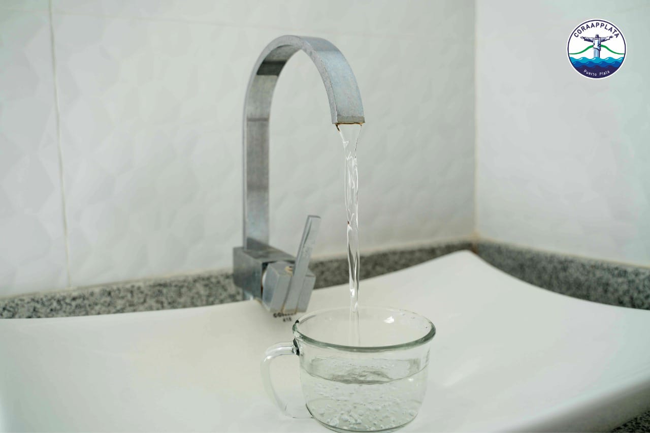 Destacan excelentes niveles de cloración en agua potable de Puerto Plata