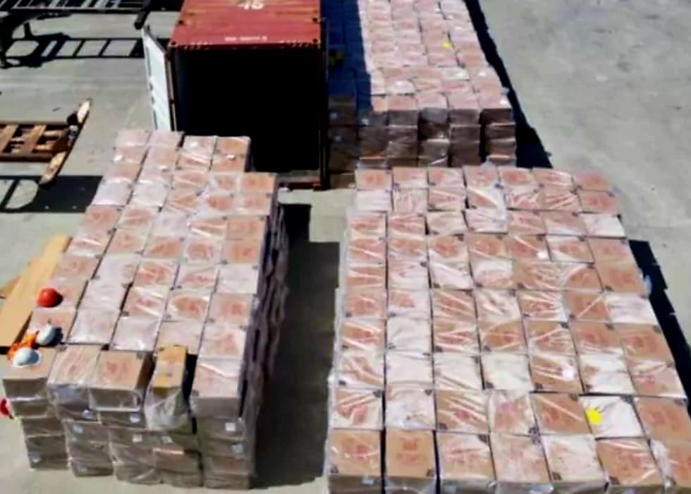 Incautan en muelle de Puerto Plata cargamento millonario de cigarrillos pretendían ser introducidos a RD de contrabando
