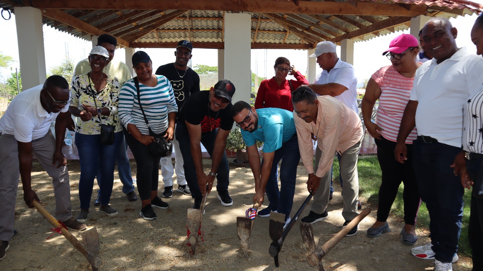 CORAAPPLATA lleva agua por primera vez a comunidad Las Maras de Luperón