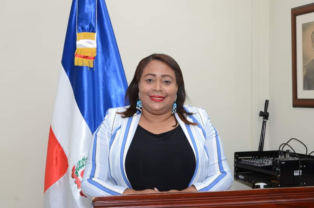 Intervienen Liceo de Luperón donde estudiante fue golpeada por otras alumnas