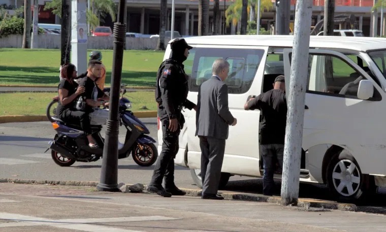 Le pasan causa a Ángel Lockward en Puerto Plata acusado de presunta difamación   