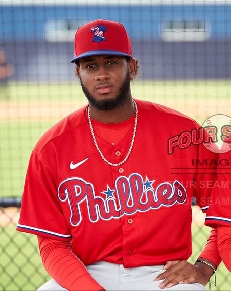 Lanzador Dalvin del Rosario accionará con Atléticos de Puerto Plata en Liga de Béisbol de Verano