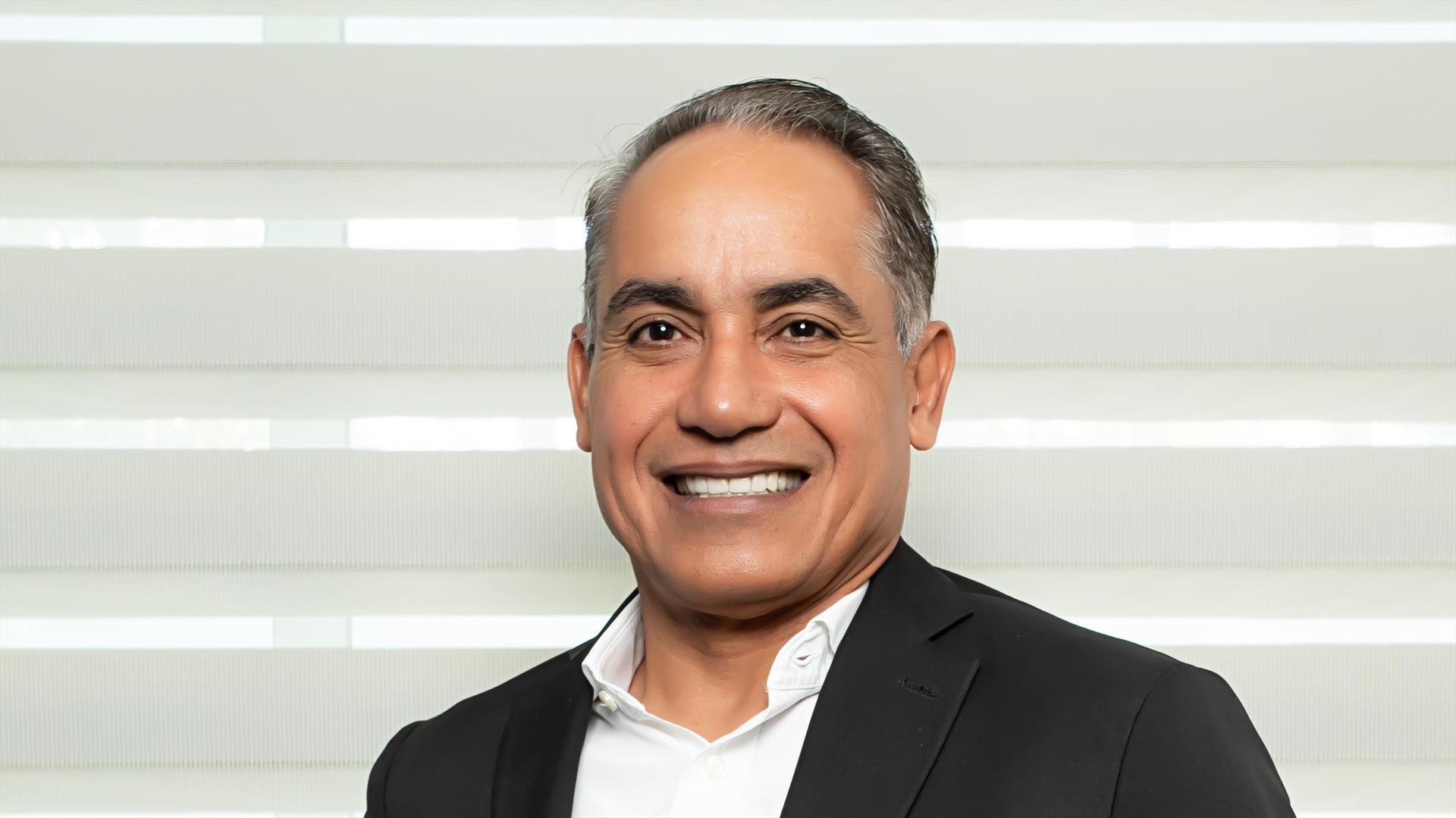  Editorial | Cambiar para permanecer