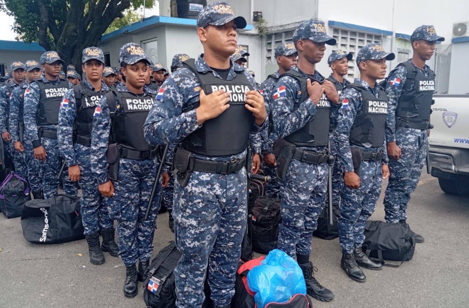 Dirección Regional Norte de la Policía recibe 52 nuevos pasantes