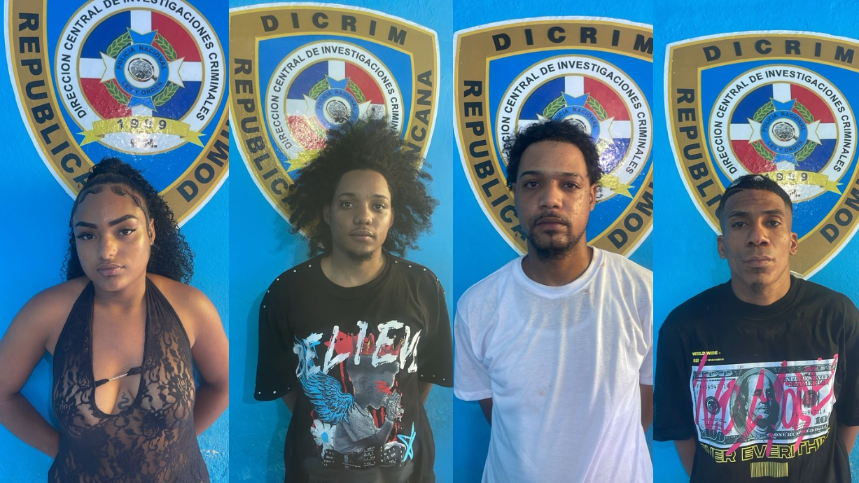     Policía arresta 4 en sector de Puerto Plata con armas ilegales dentro de auto  