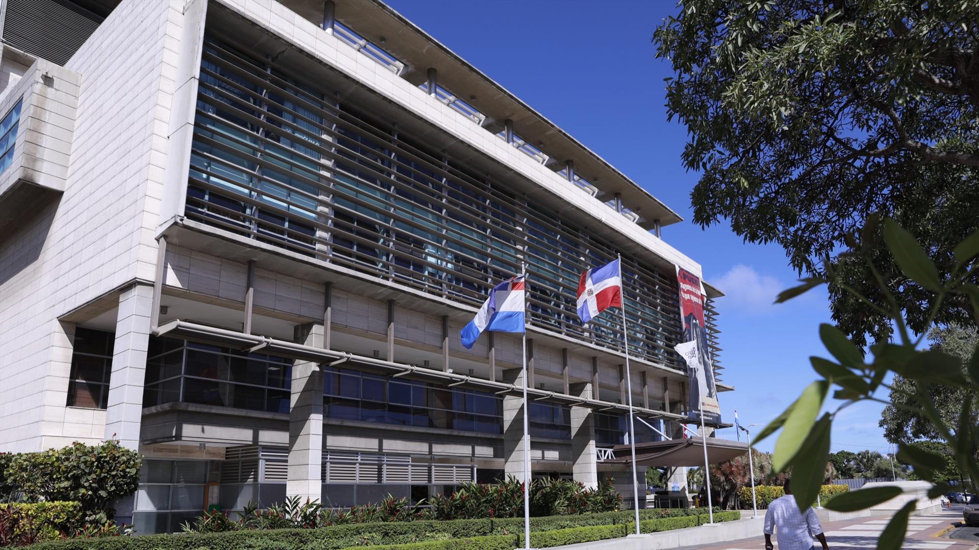 Ministerio Público solicita prisión preventiva contra dos hombres acusados de matar a canadiense durante atraco