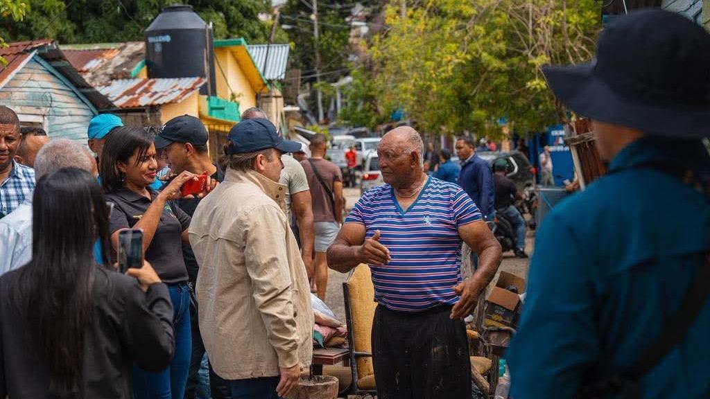 Ministro de la Presidencia inspecciona zonas de Puerto Plata afectadas por lluvias e inundaciones