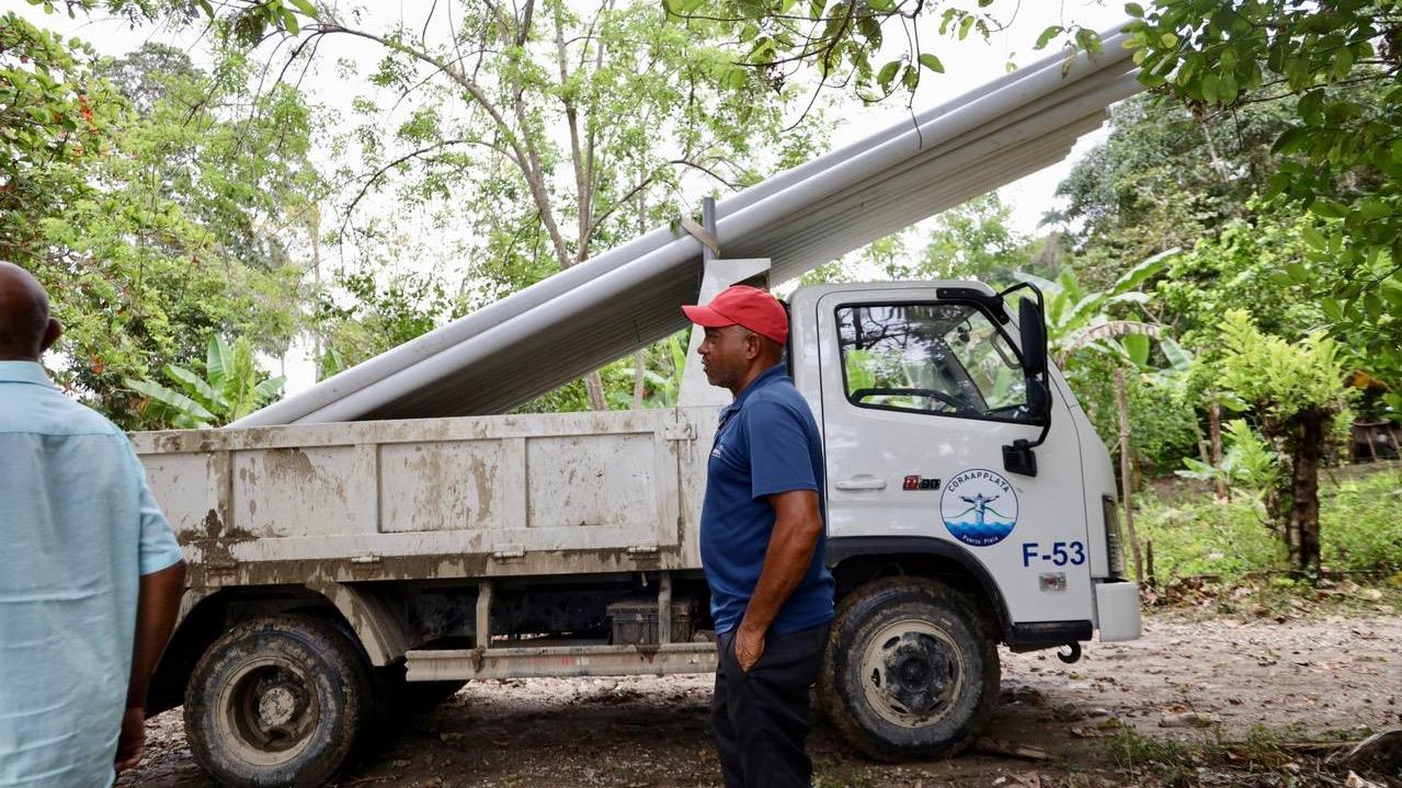 CORAAPPLATA inicia operativo en Camú para restablecer servicio de agua