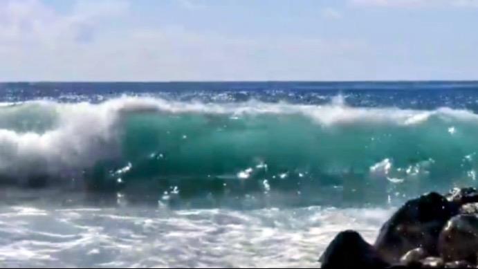 Autoridades restringen baño en playas en Puerto Plata debido a oleajes anormales