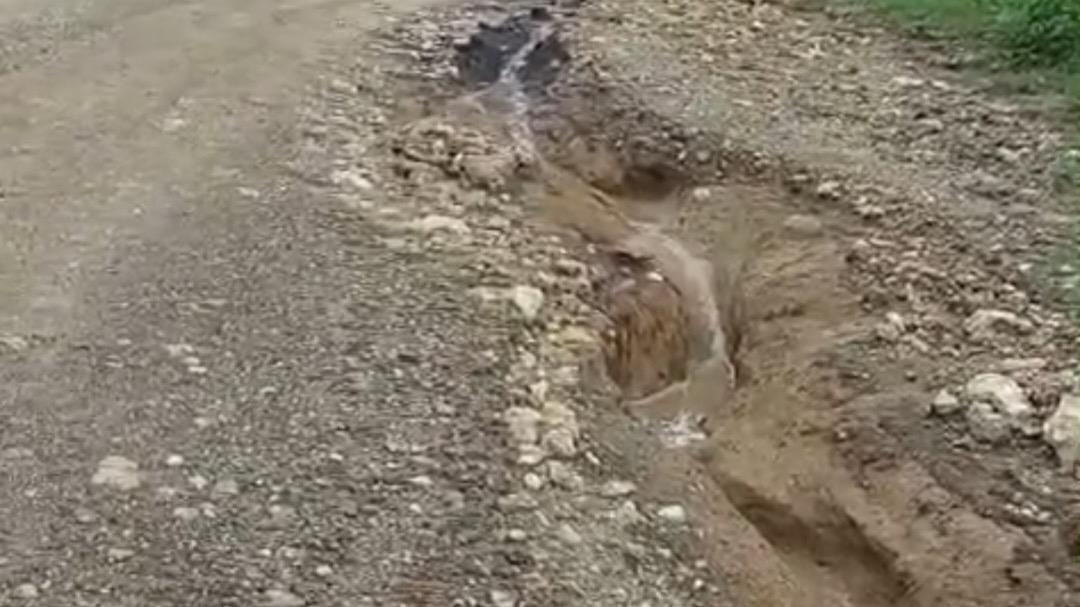 En Gualete demandan reparación de caminos vecinales