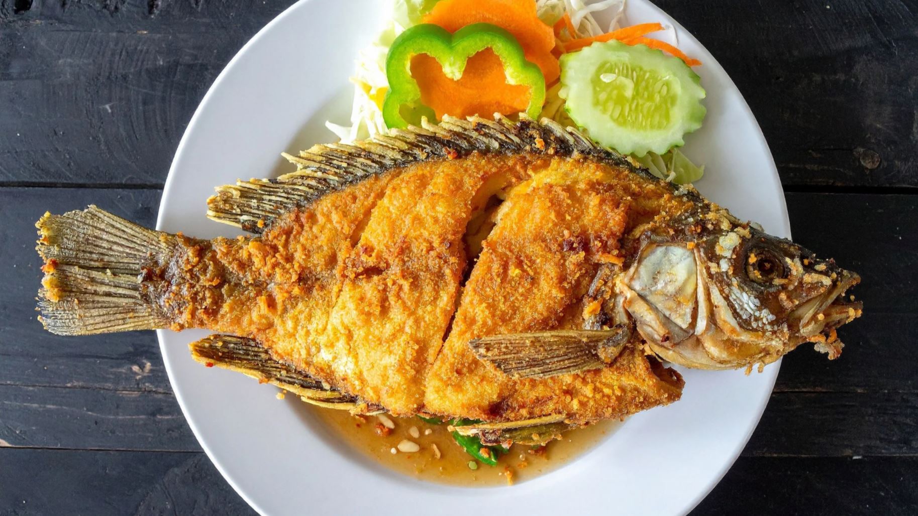 Puertoplateños prefieren pescados y mariscos en dieta del Viernes Santo