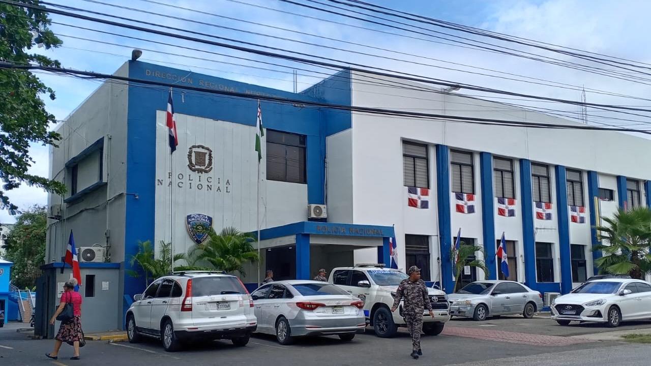 Arrestan a tres hombres en Imbert tras ocuparles armas, municiones, motocicleta y drogas