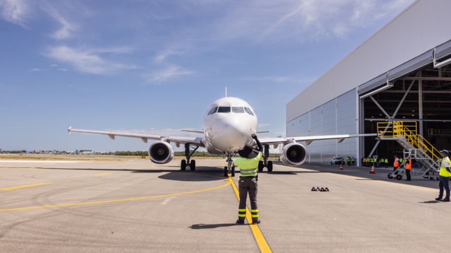 FL Technics inicia operaciones en Punta Cana con la llegada de su primera aeronave