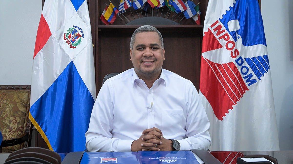 Denuncian que director del INPOSDOM se niega a cumplir sentencia de la SCJ que dispuso reintegro de empleada cancelada