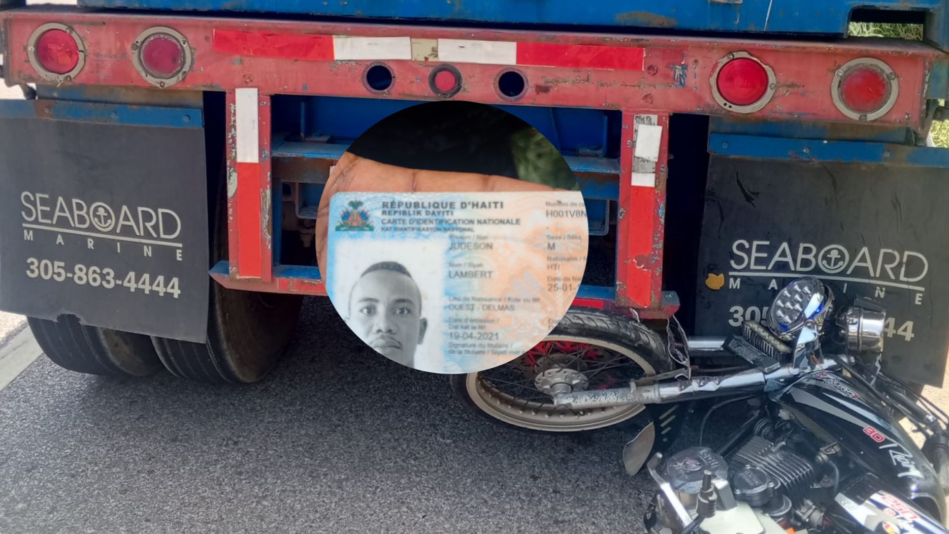 Muere ciudadano haitiano tras chocar la motocicleta que conducía contra un camión en Puerto Plata