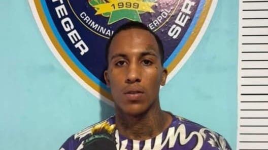 Se entrega antisocial que logró escapar de un vehículo policial en Puerto Plata