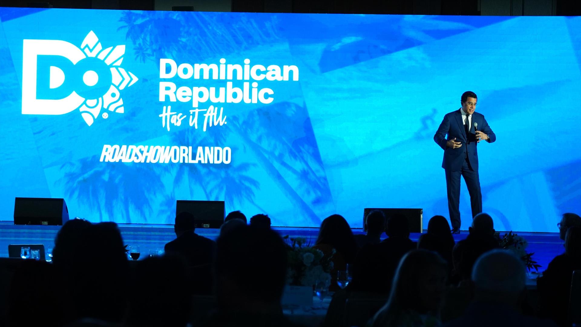 Ministro David Collado realiza su primera presentación del año en Orlando, Florida