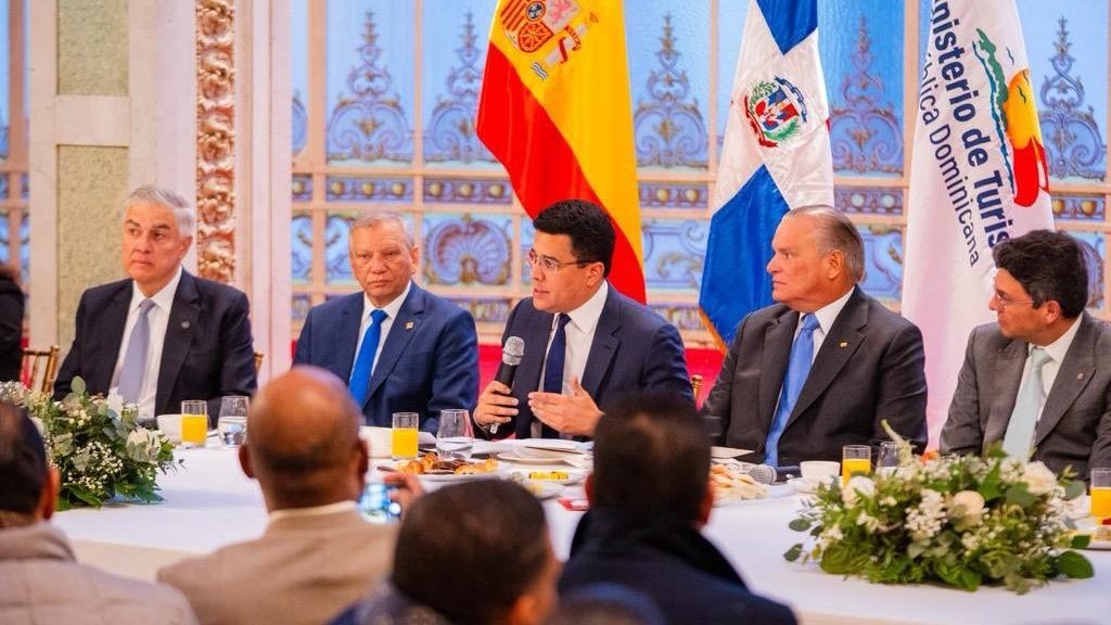 República Dominicana logra acuerdos en FITUR por más de 885 mil millones de pesos