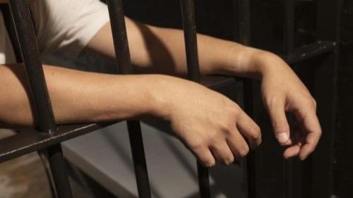 Apresan hombre en Cabarete por robar objetos de limpieza en residencia