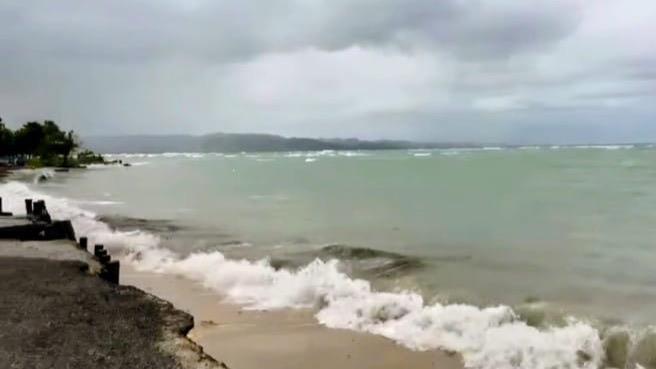 Advierten sobre oleaje peligroso en costas de Puerto Plata por incidencia de sistema frontal