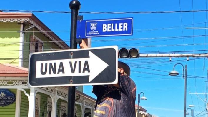 Alcaldía de Puerto Plata avanza en señalización y rotulación de calles del Centro Histórico