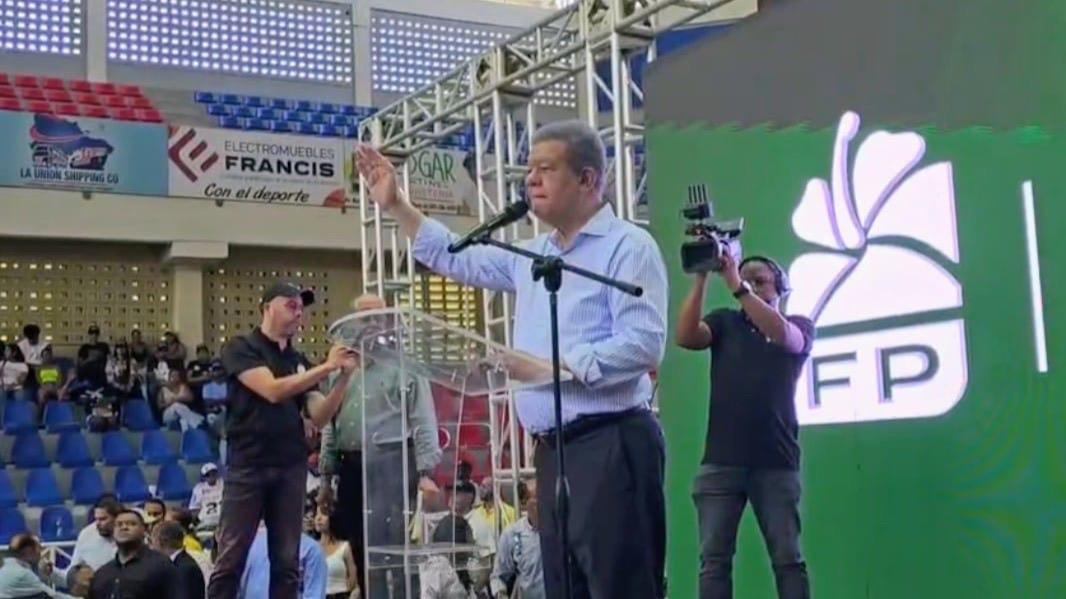 Aseguran que Leonel Fernández se incomodó por persistencia de diferencias internas en la FP de Puerto Plata
