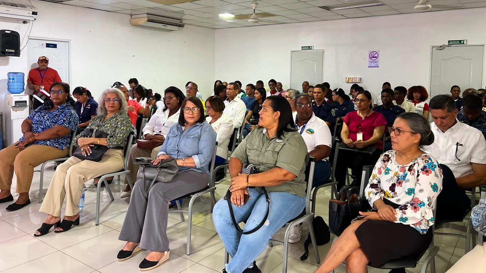 Realizan en Puerto Plata foro provincial sobre participación para mejorar la calidad de los servicios públicos