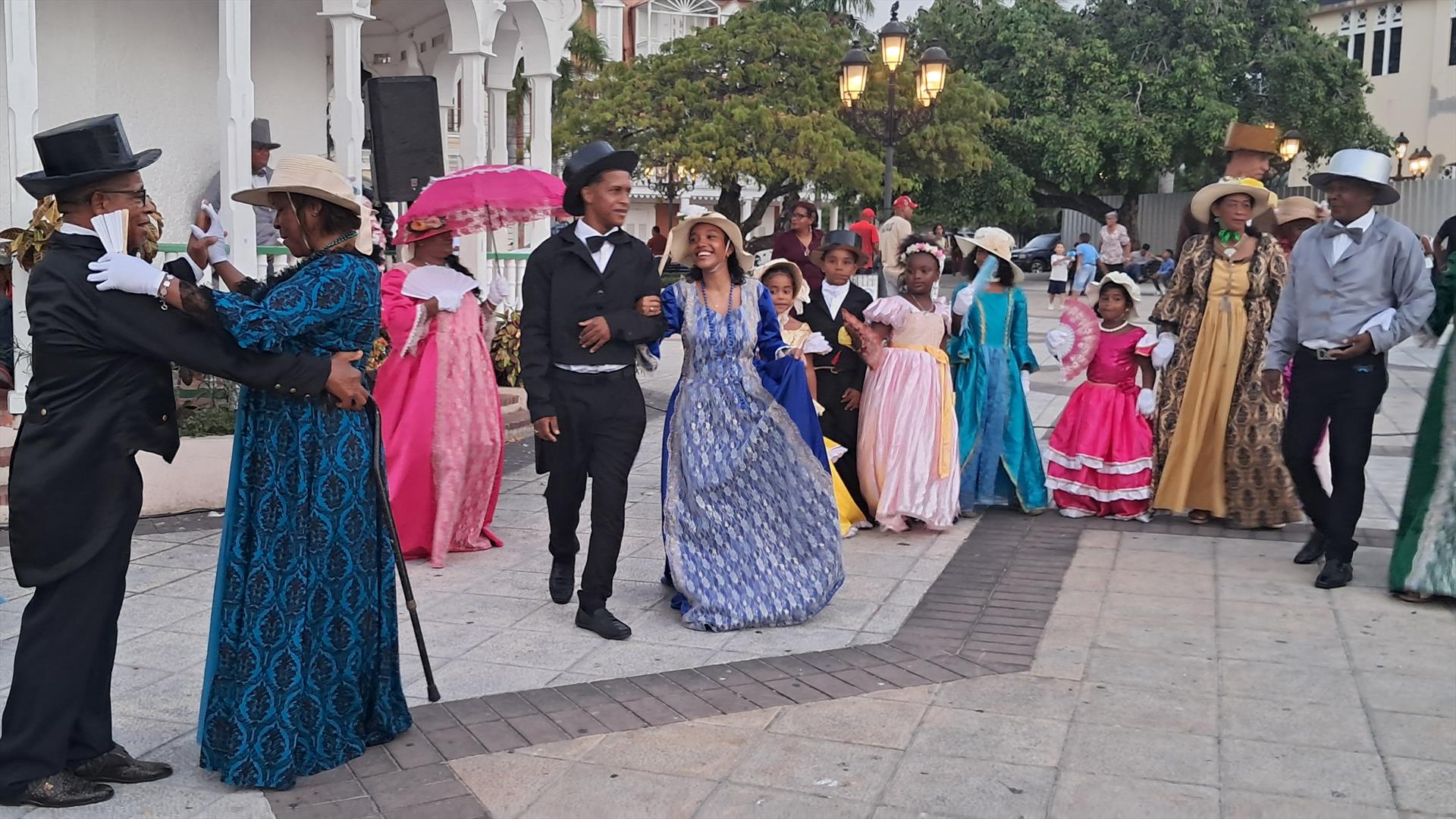 Asociación de Artesanos concluye feria de verano y anuncia participación en próximos eventos
