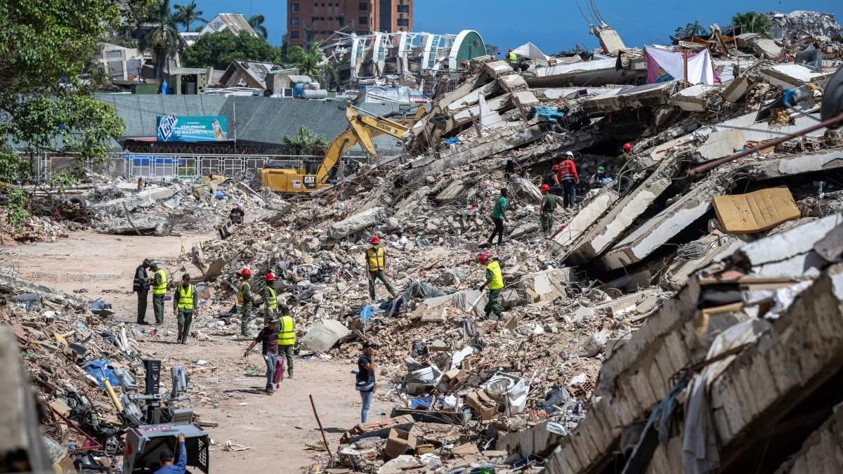 Venezuela intensifica la búsqueda de víctimas a dos semanas del devastador terremoto