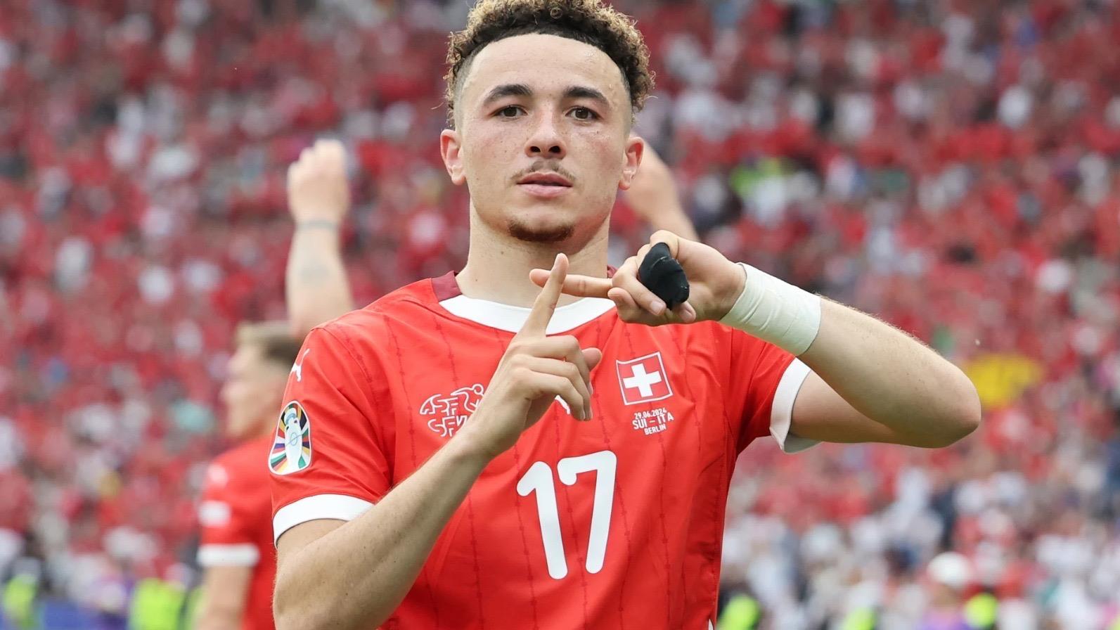 Futbolista de raíces puertoplateñas anota el penal decisivo que clasifica a Suiza ante Colombia en el Mundial 2026
