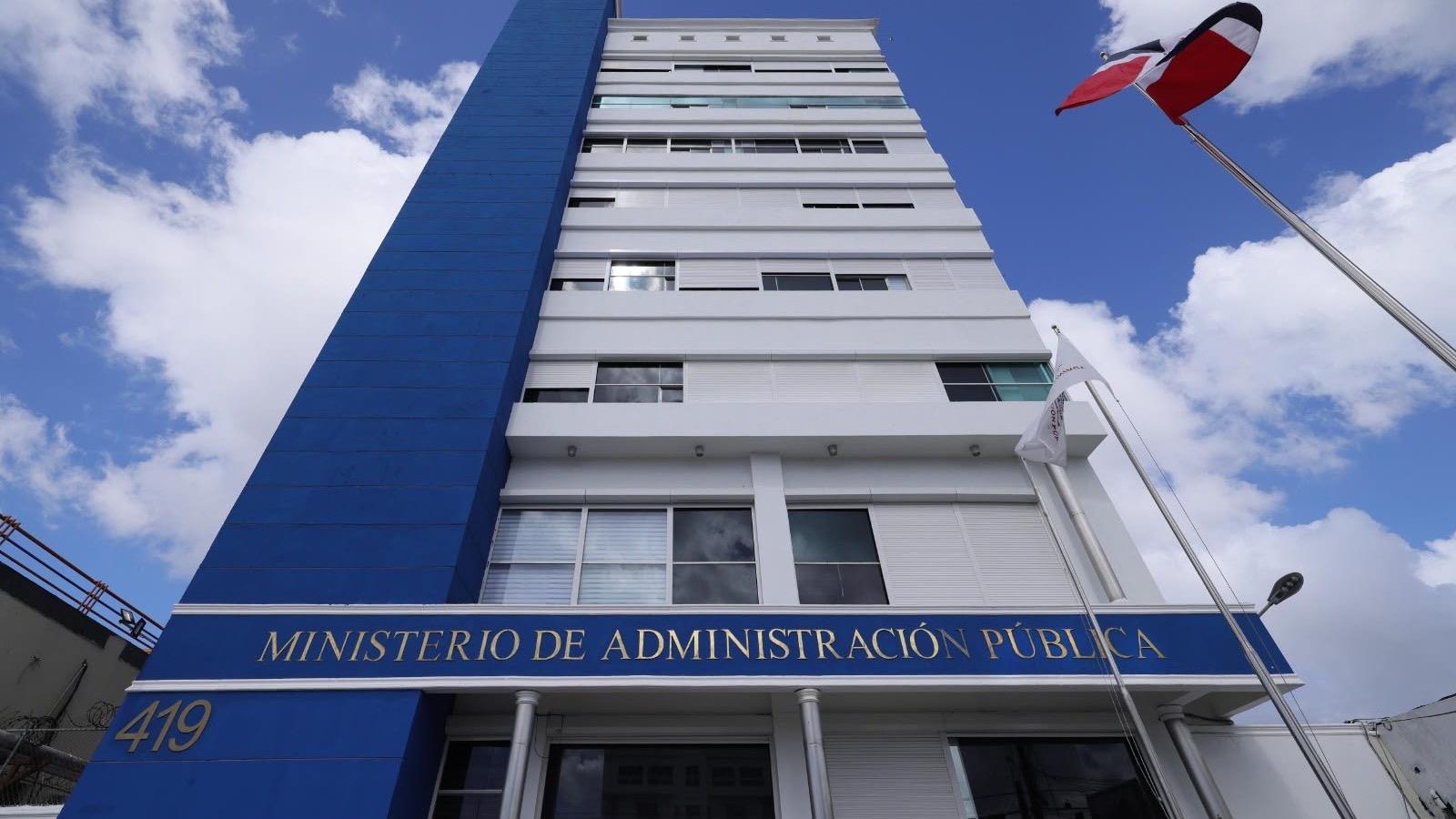 Gobierno dispone reducción de la jornada laboral en instituciones públicas por inauguración de los Juegos Centroamericanos y del Caribe