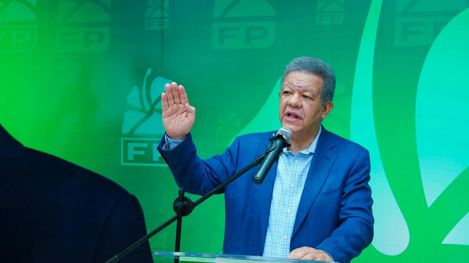 Leonel Fernández plantea duplicar la economía dominicana mediante una revolución del conocimiento y la alta tecnología