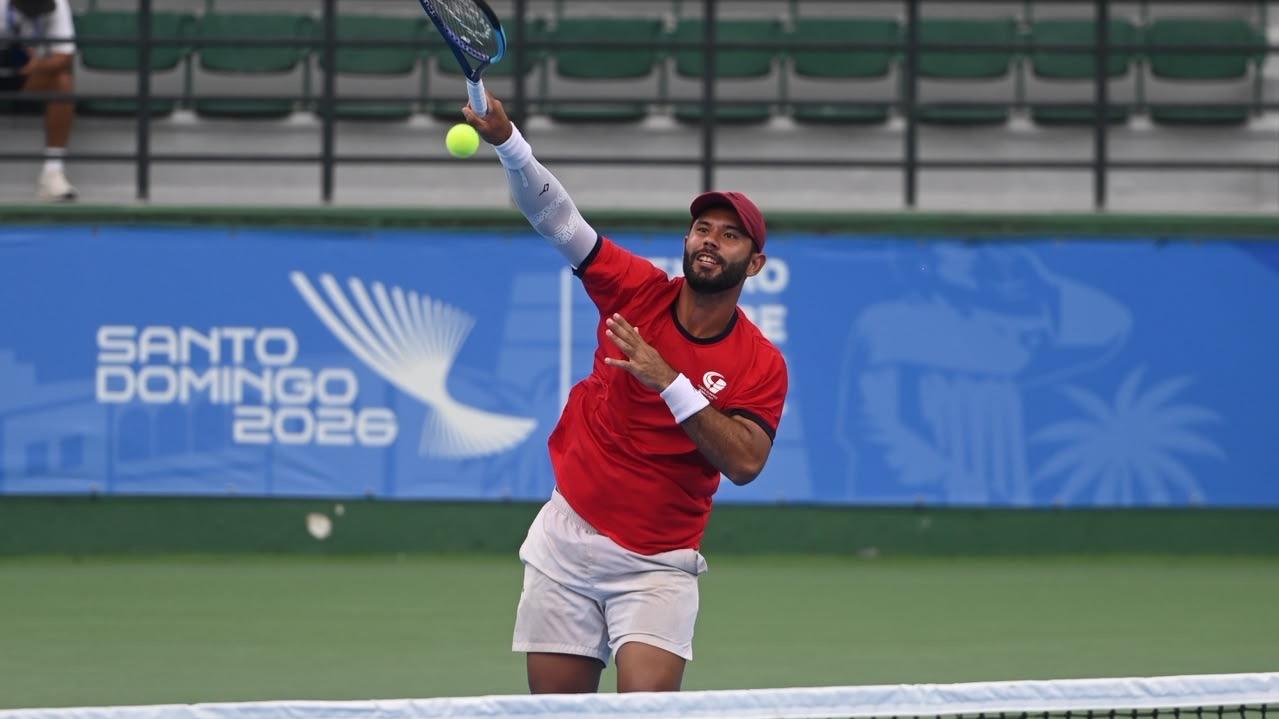 Tenista puertoplateño Nick Hardt conquista medalla de oro en los Juegos Centroamericanos y del Caribe