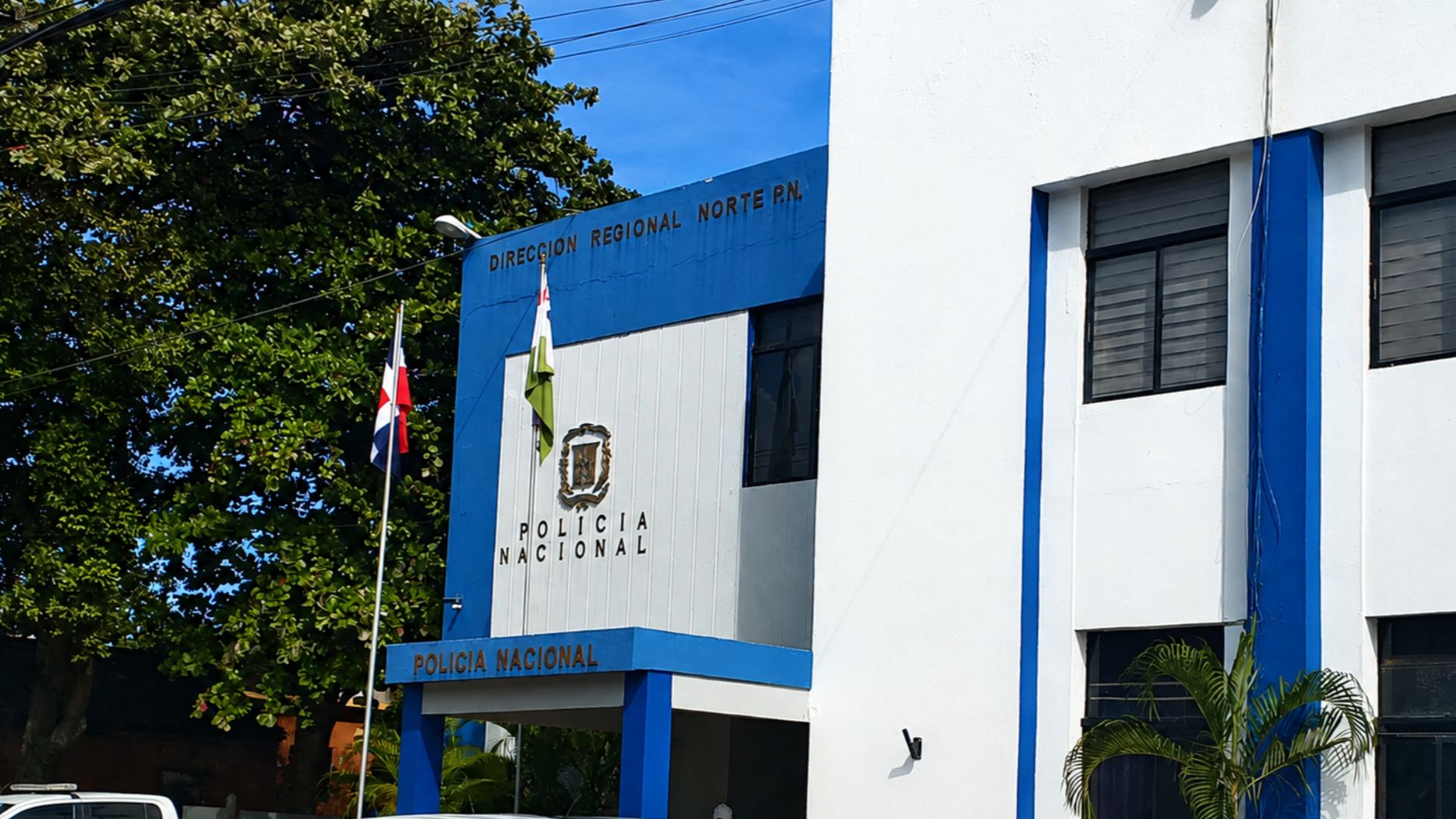 Joven resulta herido en Puerto Plata tras escapársele un disparo de una pistola que portaba de forma ilegal